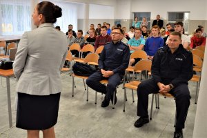 policjanci na debacie społecznej