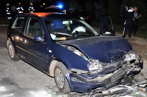 policjanci pracują na wypadku