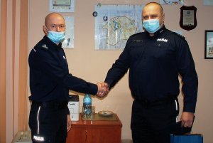 policjant odchodzący na emeryturę