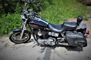 policjanci wykonują czynności na wypadku
