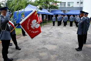 policjanci i pracownicy cywilni podczas obchodów Święta Policji