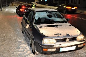 policjanci wykonują czynności na wypadku