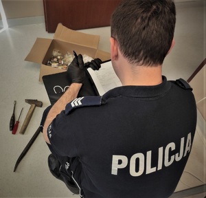 policjanci zabezpieczyli skradzione przedmioty
