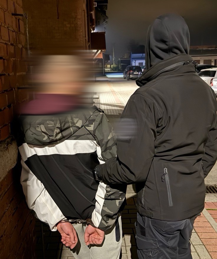 18-latek zatrzymany w Tczewie za zniszczenie banerów i posiadanie narkotyków