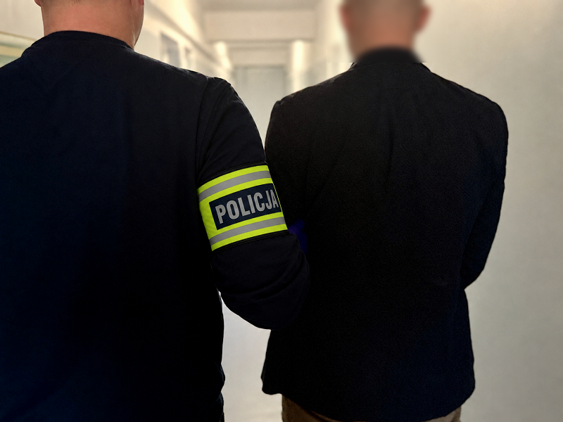 W Tczewie zatrzymano 50-latka poszukiwanego na podstawie dwóch listów gończych